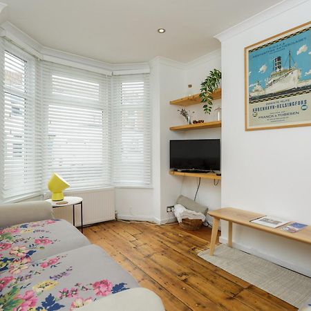 Percy Terrace - Charming 2 Bedroom Town House Portsmouth Bagian luar foto