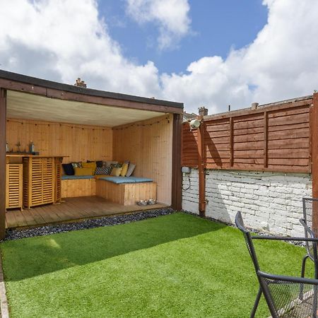 Percy Terrace - Charming 2 Bedroom Town House Portsmouth Bagian luar foto