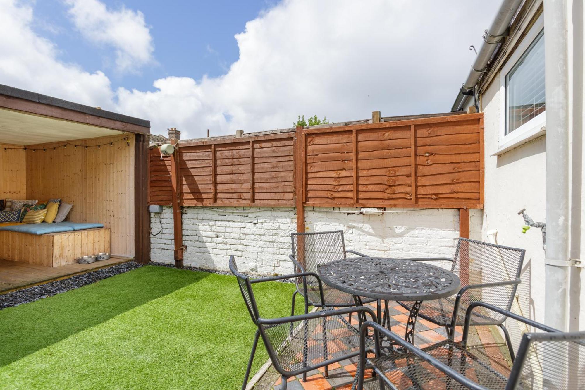 Percy Terrace - Charming 2 Bedroom Town House Portsmouth Bagian luar foto